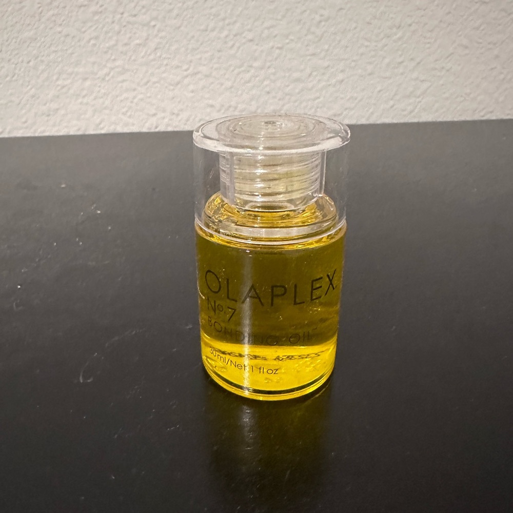 Olaplex no.7 bonding hair oil
